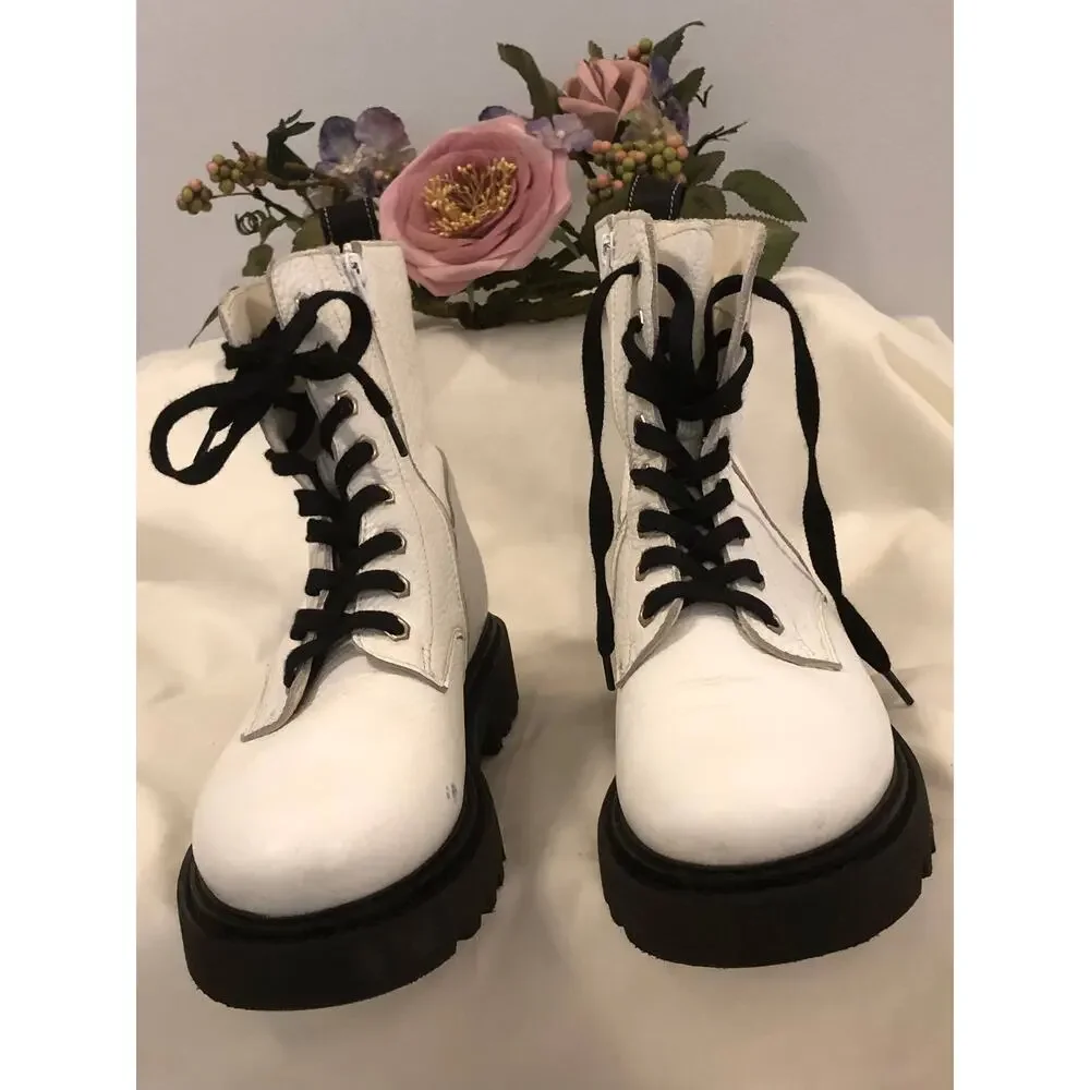 Steve Madden Combat Boots Women Size 9.5 White Black Lace Up Chunky Sole Zipper‎